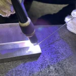 SKD材の上面をTIG溶接