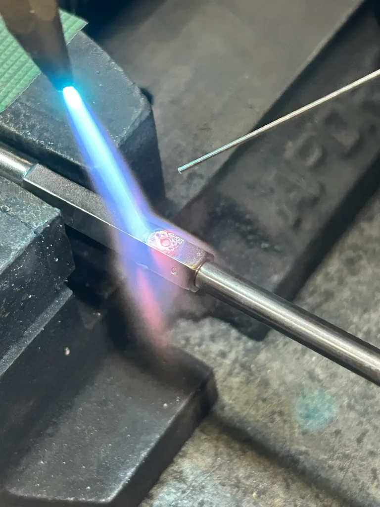 SUS630とSUS304 ろう付け様子